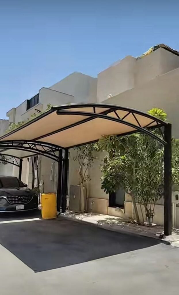 مظلات سيارات PVC شرورة